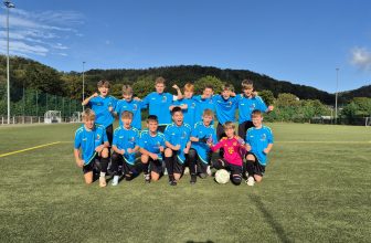 U15-Turnier des Henfling-Gymnasiums: Ein turbulenter Tag im Stadion Meiningen
