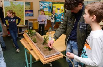 Tag der offenen Tür am Henfling-Gymnasium: Ein bunter Mix aus Wissen und Spaß