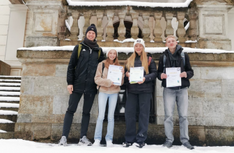 Bengalische Feuer, Primzahllochkarten, Leuchtbakterien und stehende Wellen